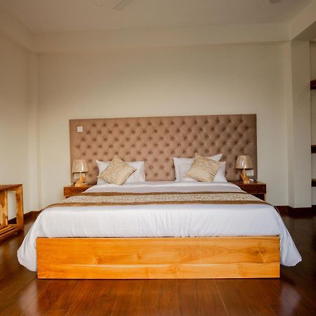Manthra Leisure Kandy Exterior foto