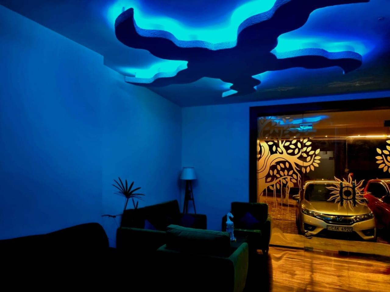 Manthra Leisure Kandy Exterior foto